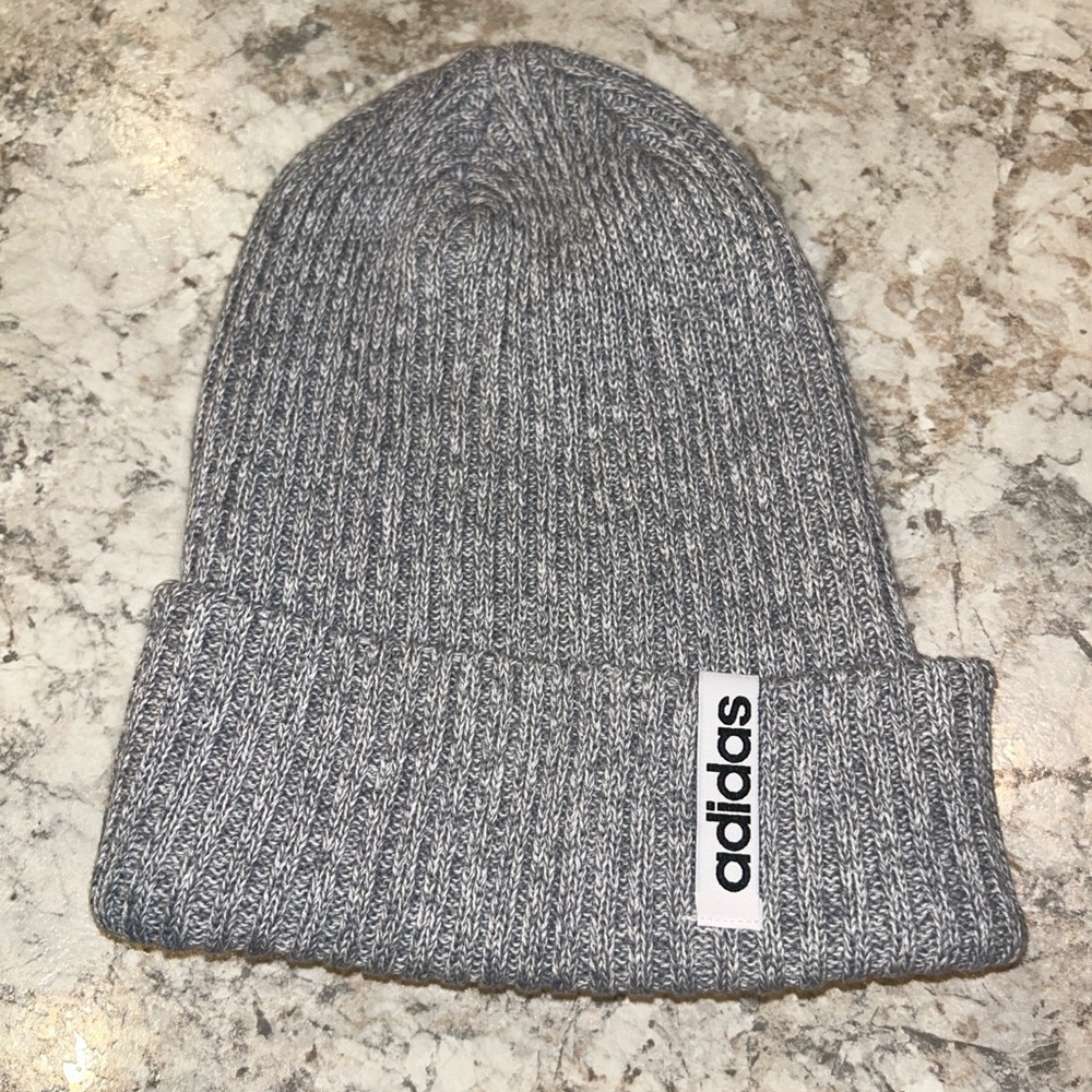 Women’s Adidas Winter Beanie Hat NWOT